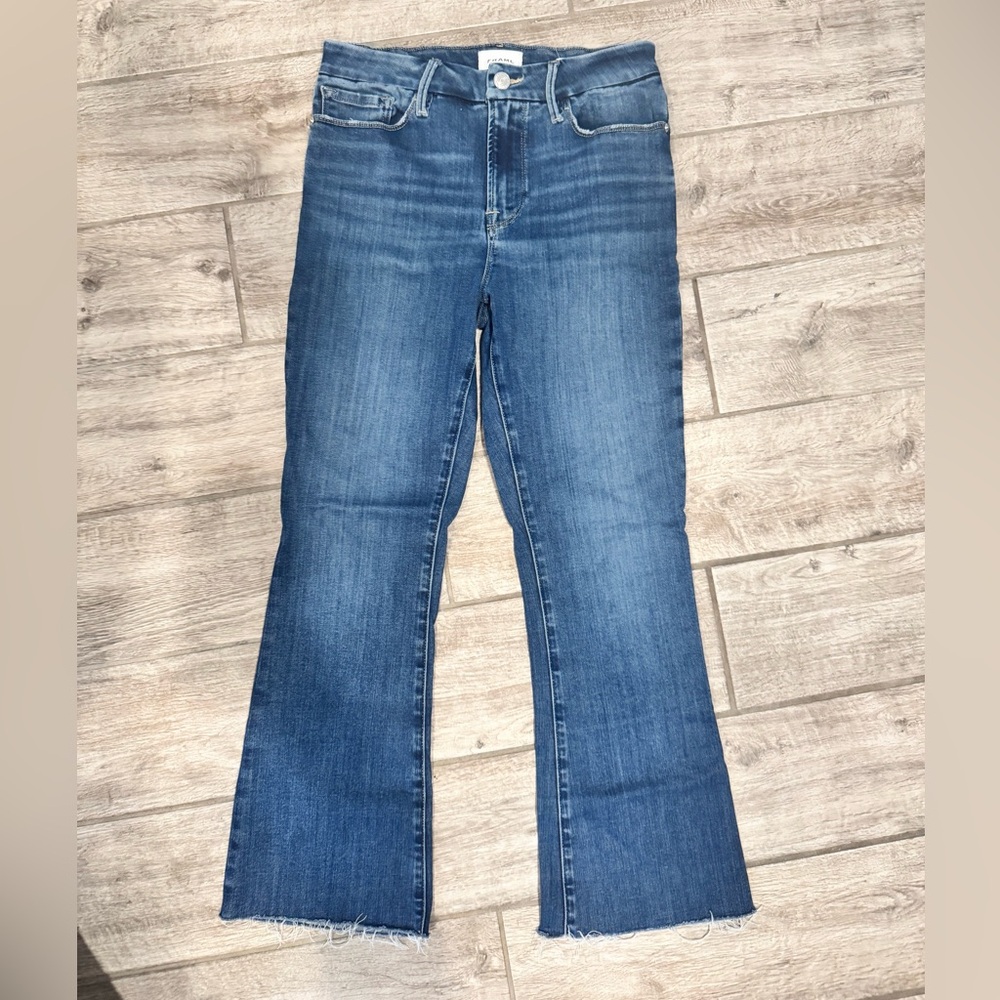 FRAME Le Crop Mini Boot Jeans